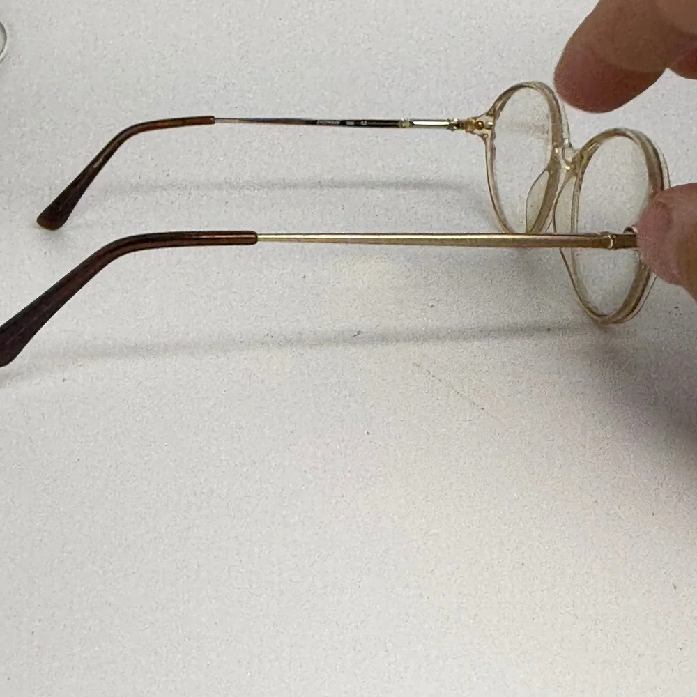 Gloria Vanderbilt 750 Zyloware Eyeglasses Clear Amber Oval Frames Vintage Style